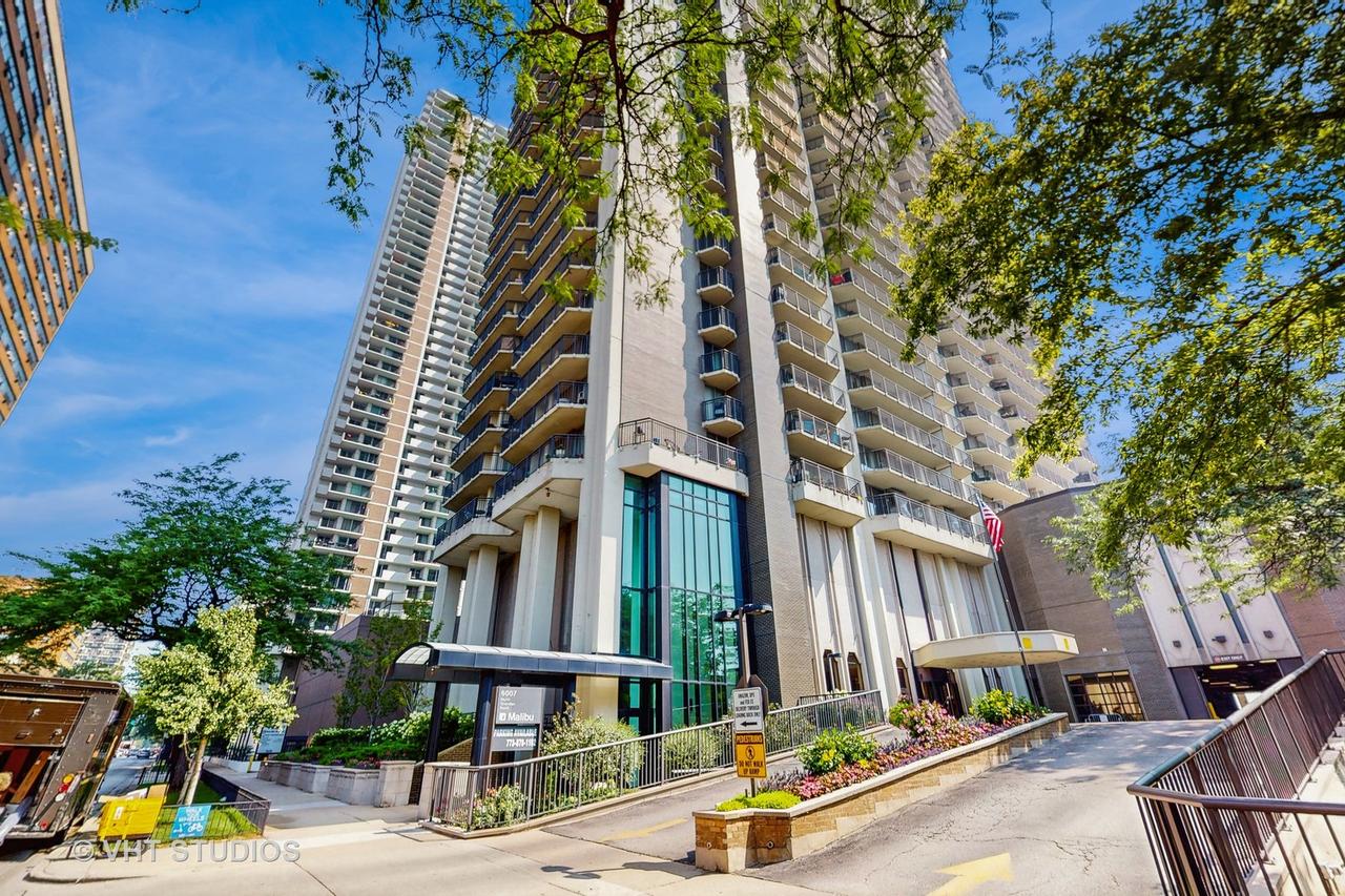 6007 N Sheridan Rd. #39F, Chicago, IL 60660