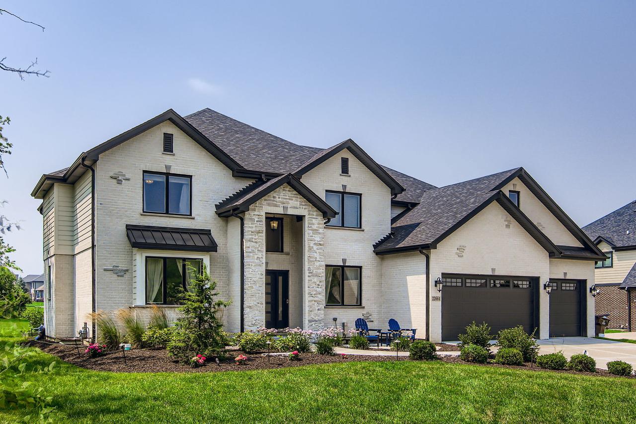 22664 Oakfield Dr., Frankfort, IL 60423