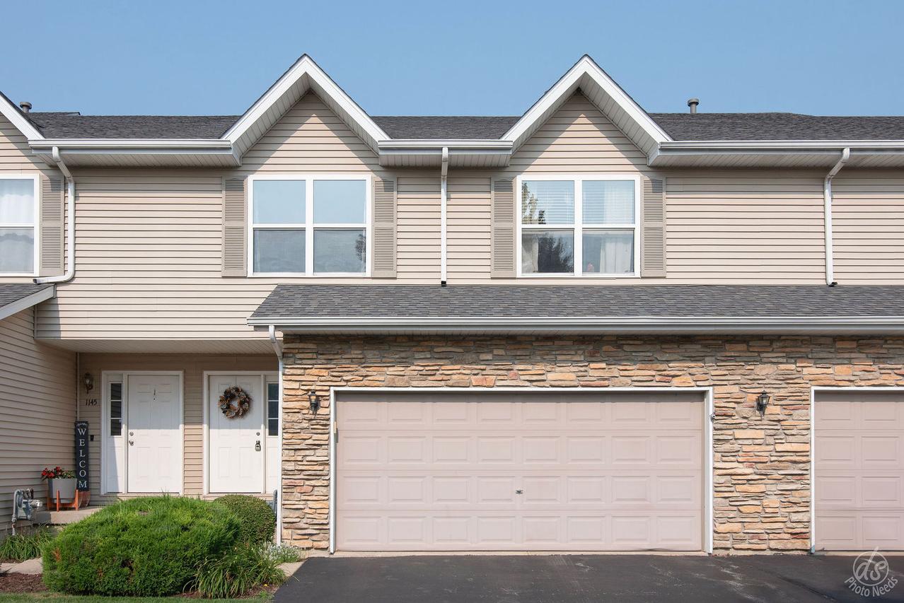1147 Alexandria Dr., Sycamore, IL 60178