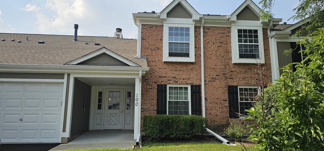 100 Superior Ct. #L2, Schaumburg, IL 60193