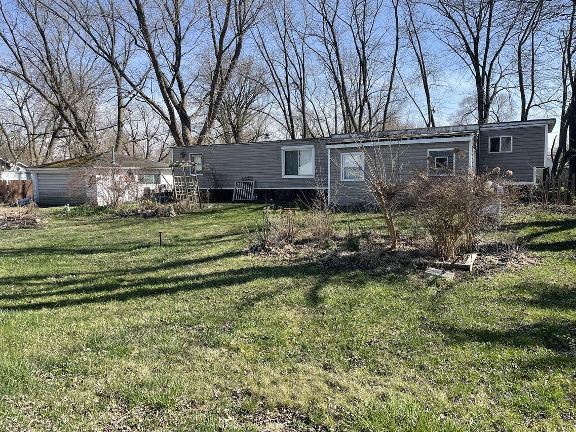 425 W 6th St., Braidwood, IL 60408