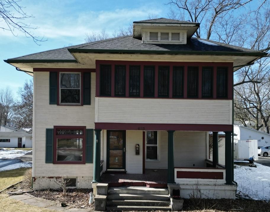623 S 4th St., Watseka, IL 60970