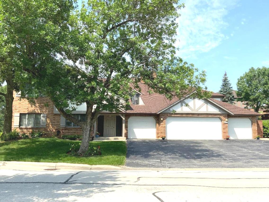 13158 S Oak Hills Pkwy. #1A, Palos Heights, IL 60463