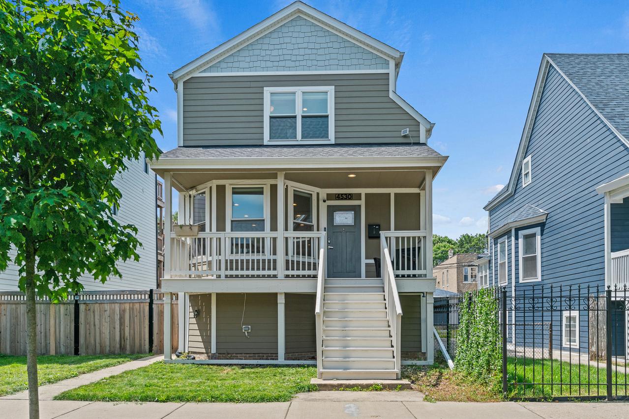 4530 N St Louis Ave., Chicago, IL 60625