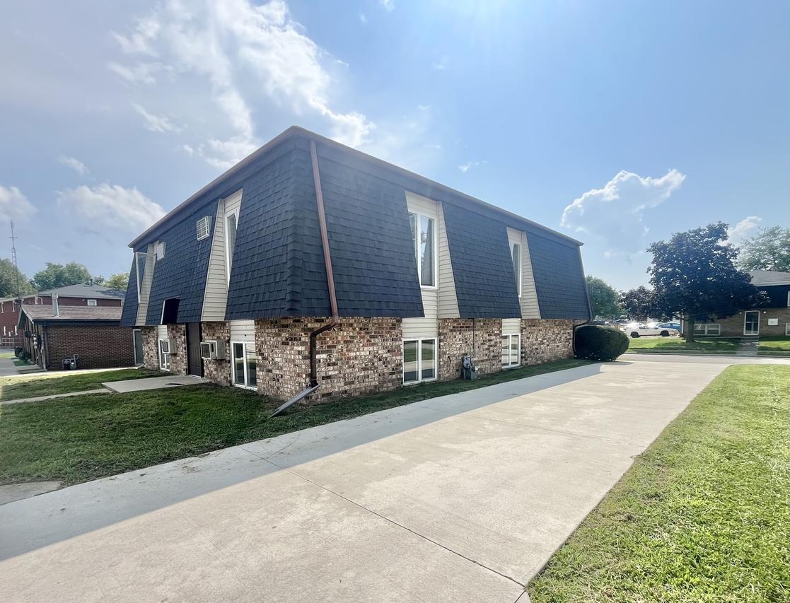 1006 Sheryl Ln., Normal, IL 61761