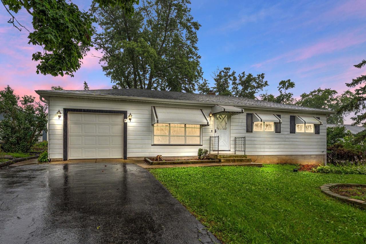 545 W Harrison Rd., Lombard, IL 60148