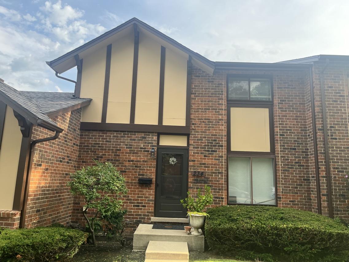 18W234 16th St., Villa Park, IL 60181