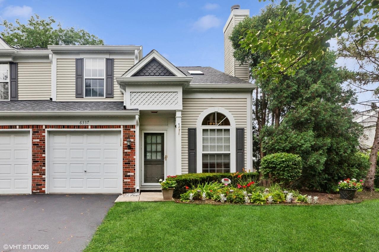6337 Brighton St., Downers Grove, IL 60516