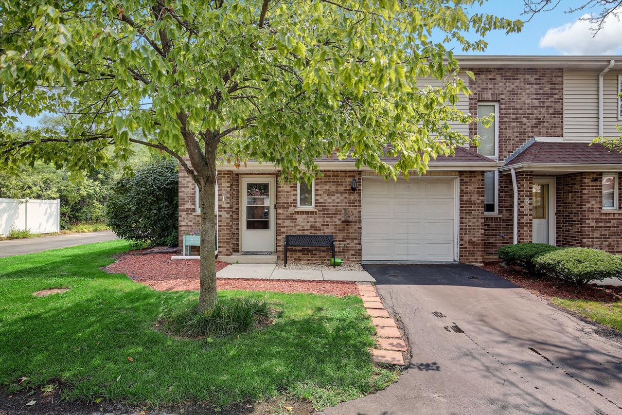 [Address Hidden by Seller], Palos Hills, IL 60465