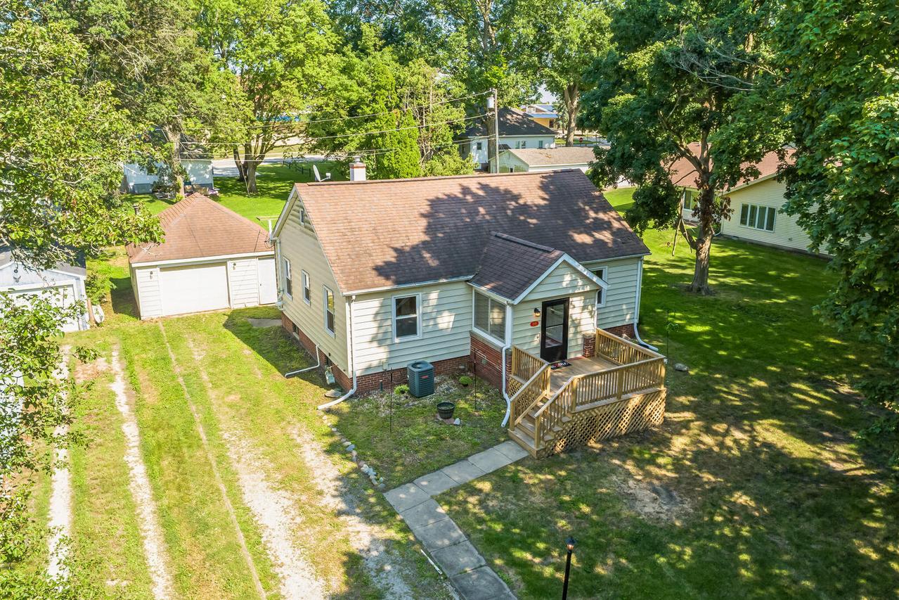 406 S 4th St., St. Joseph, IL 61873