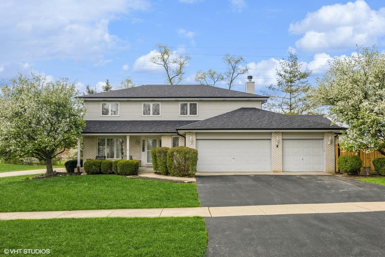 10401 Bloomfield Dr., Palos Park, IL 60464