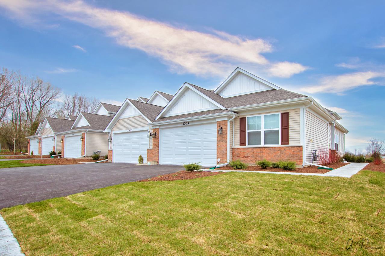 3912 Monica Ln., Johnsburg, IL 60051