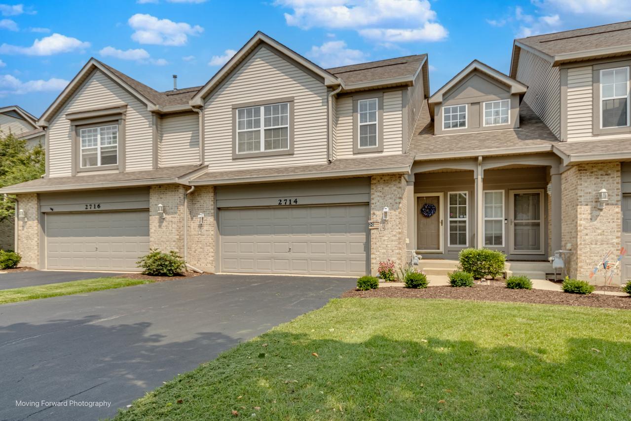 2714 Whitlock Dr., Darien, IL 60561