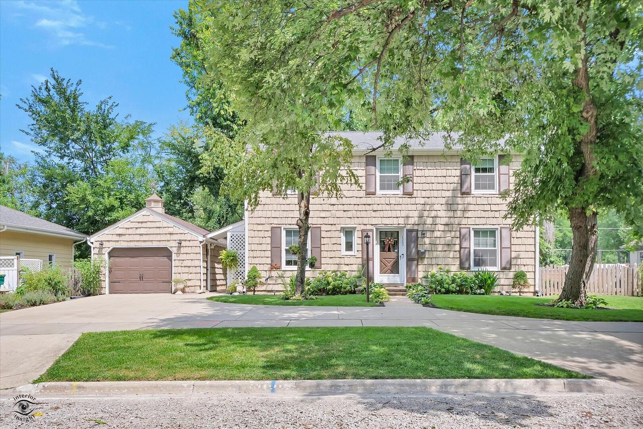 1203 Campbell St., Joliet, IL 60435