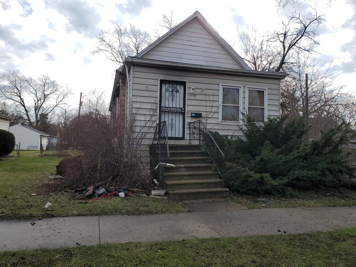 13749 S Wabash Ave., Riverdale, IL 60827