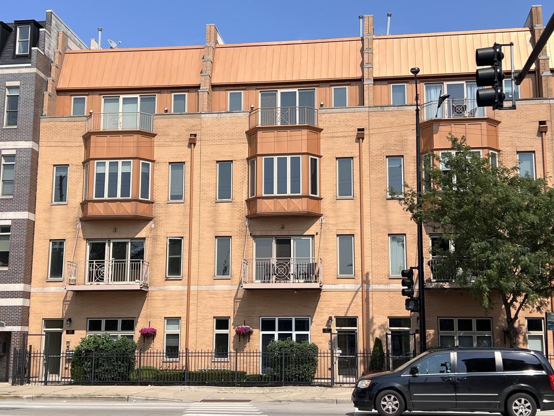 1911 S State St. #3, Chicago, IL 60616