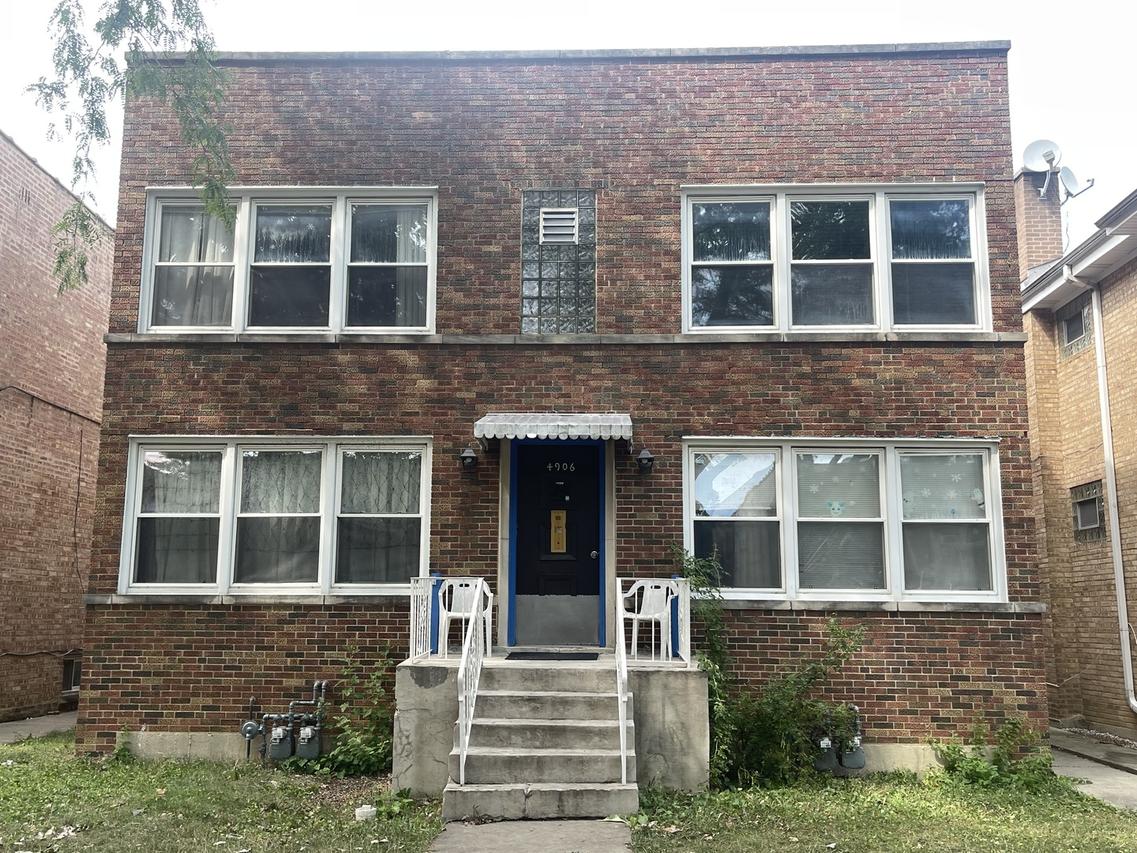 4906 Hull St., Skokie, IL 60077