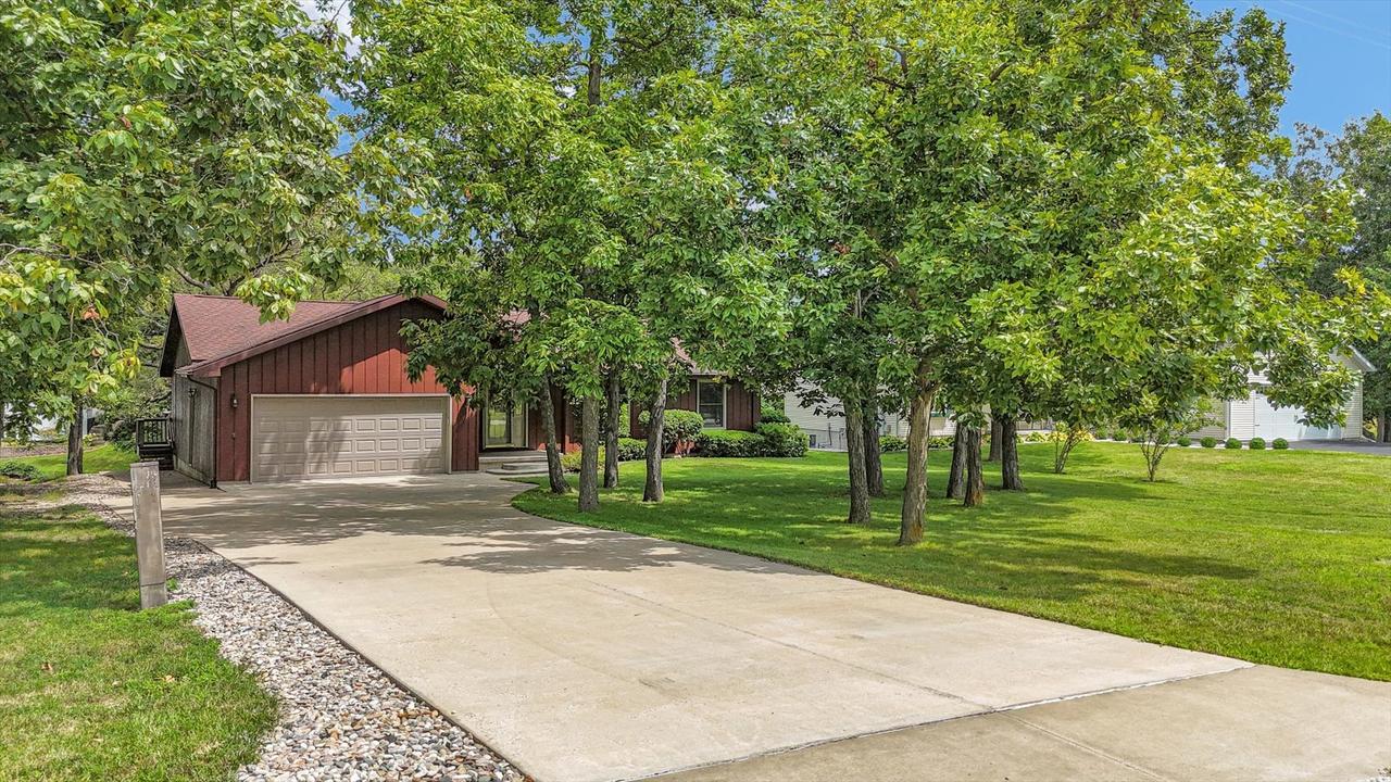 110 Cayuga Ln., Loda, IL 60948