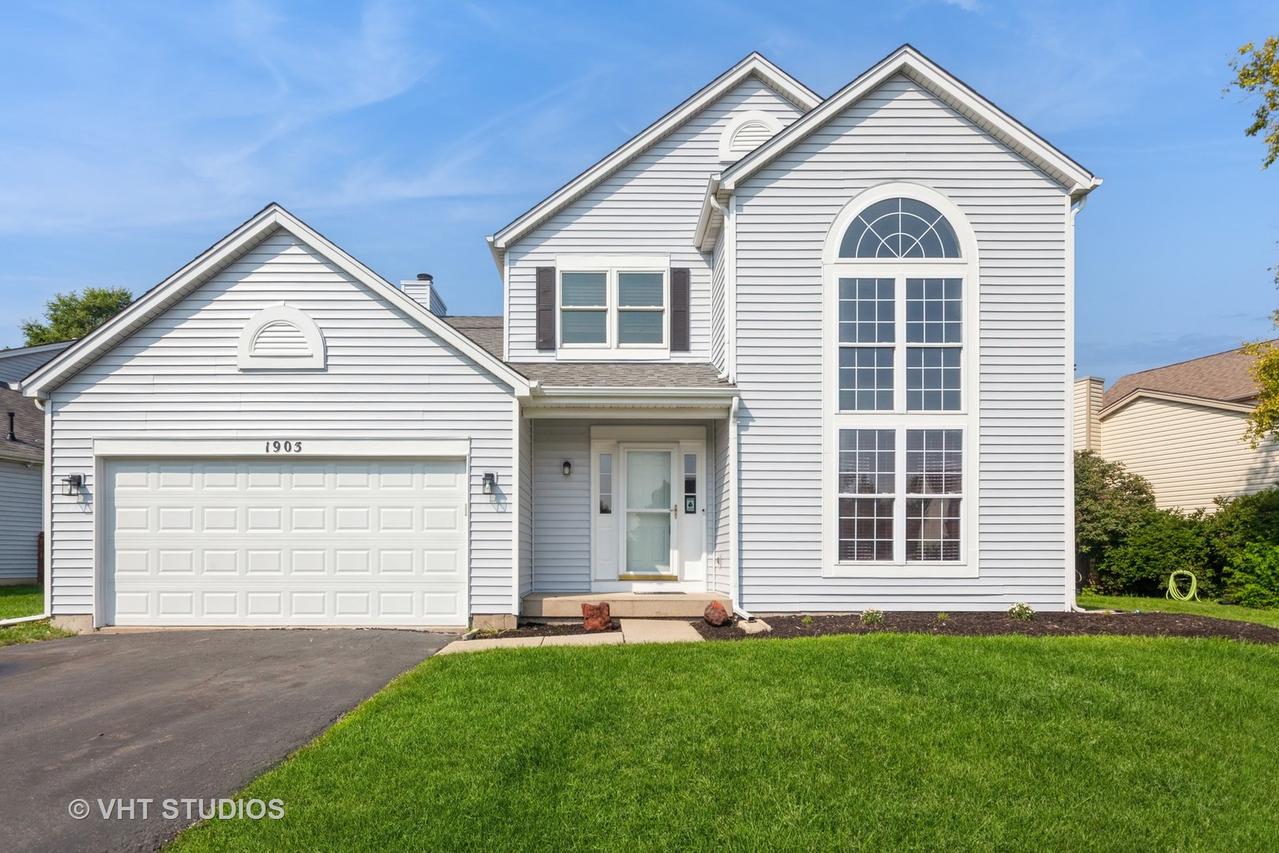 1905 Chestnut Grove Dr., Plainfield, IL 60586