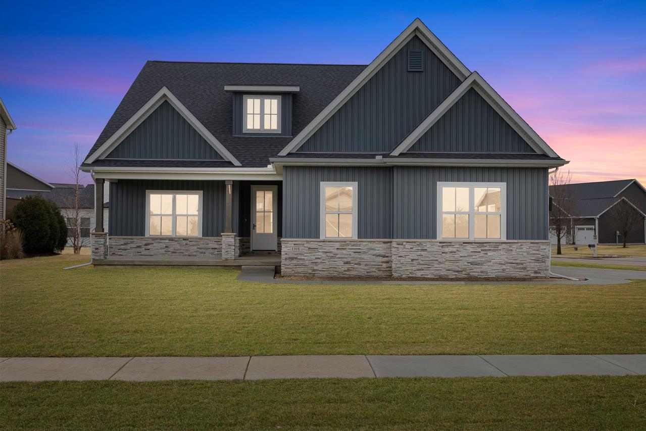 1108 Glen Abbey Dr., Champaign, IL 61822