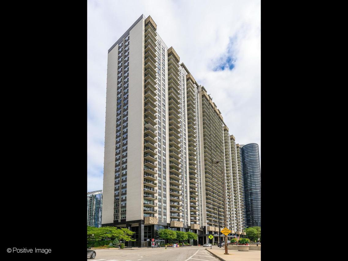 400 E Randolph St. #1929, Chicago, IL 60601