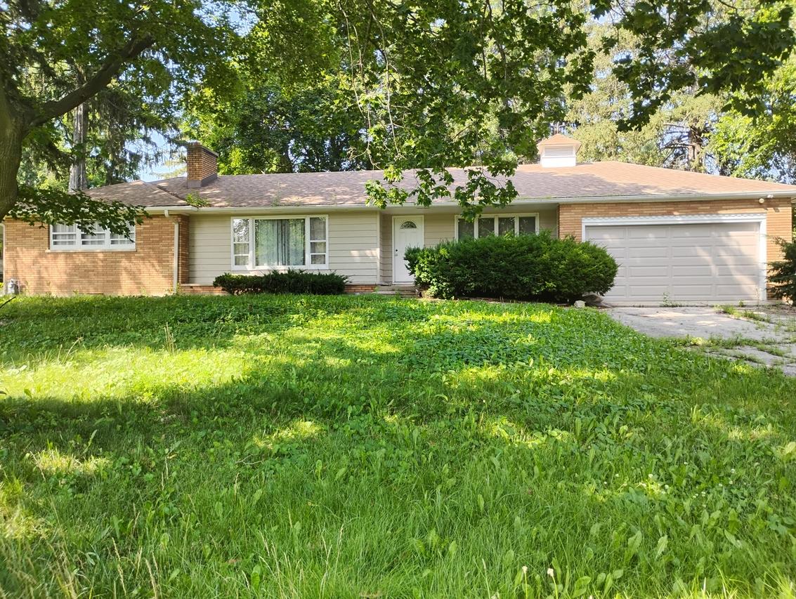 4994 Grand Ave., Gurnee, IL 60031