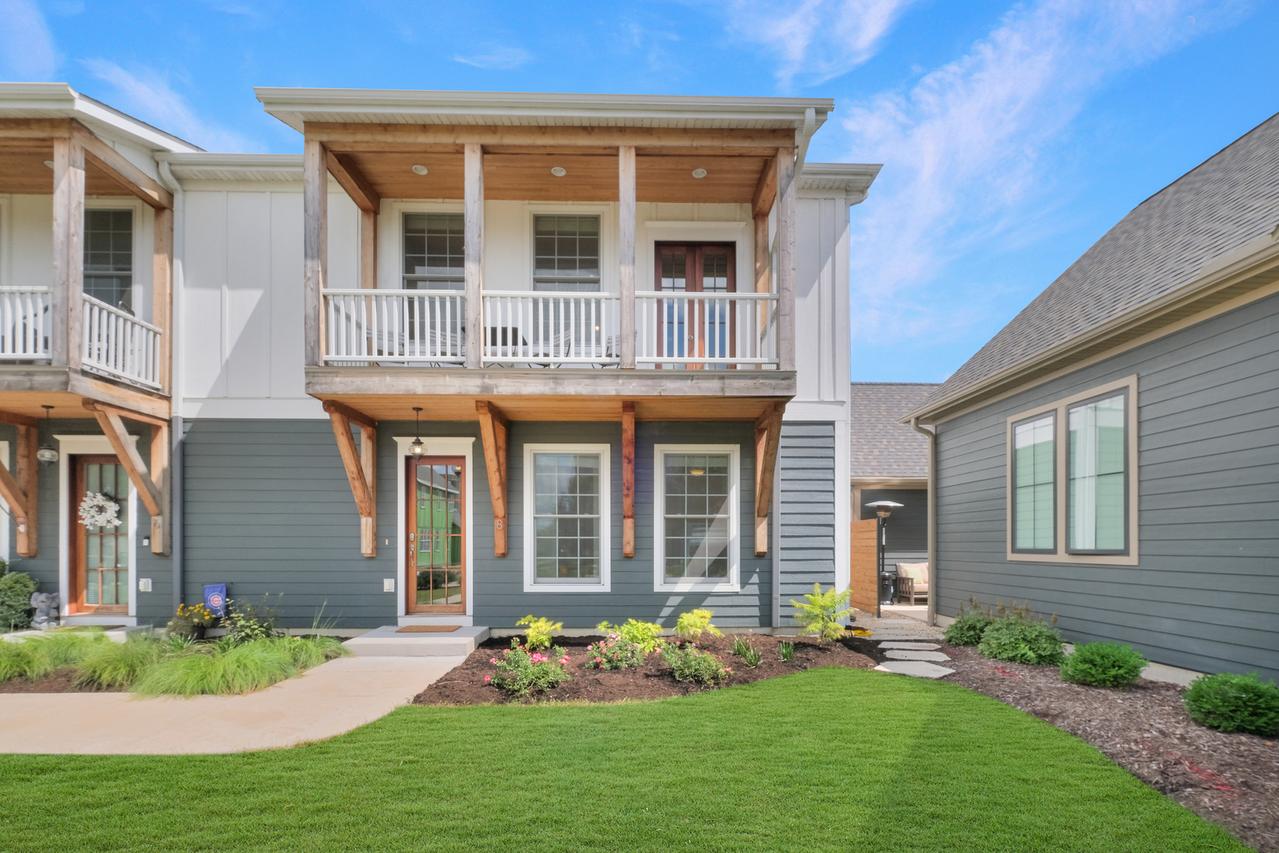 8 Port Pl., Ottawa, IL 61350