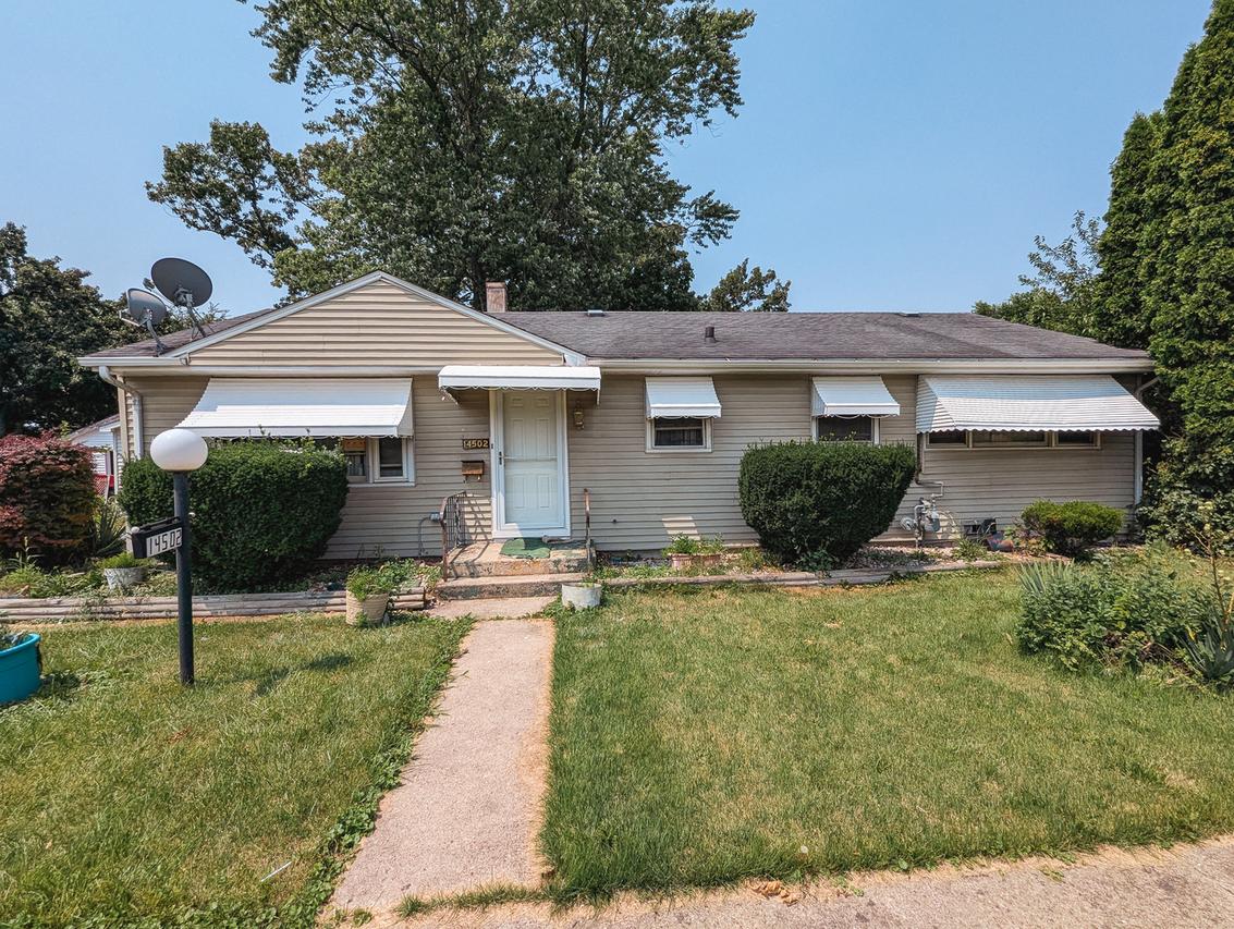 14502 Kentucky Ave., Harvey, IL 60426