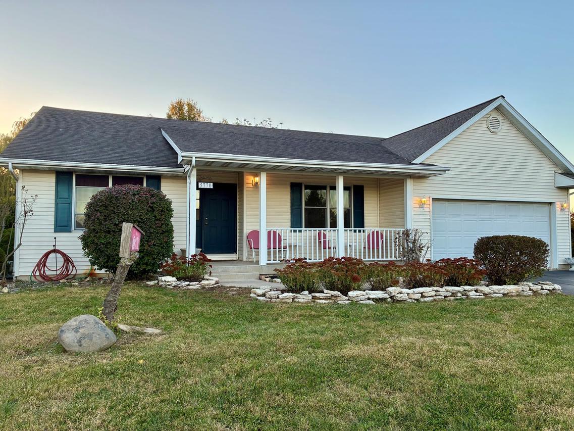 5770 Indian Tr., Rochelle, IL 61068