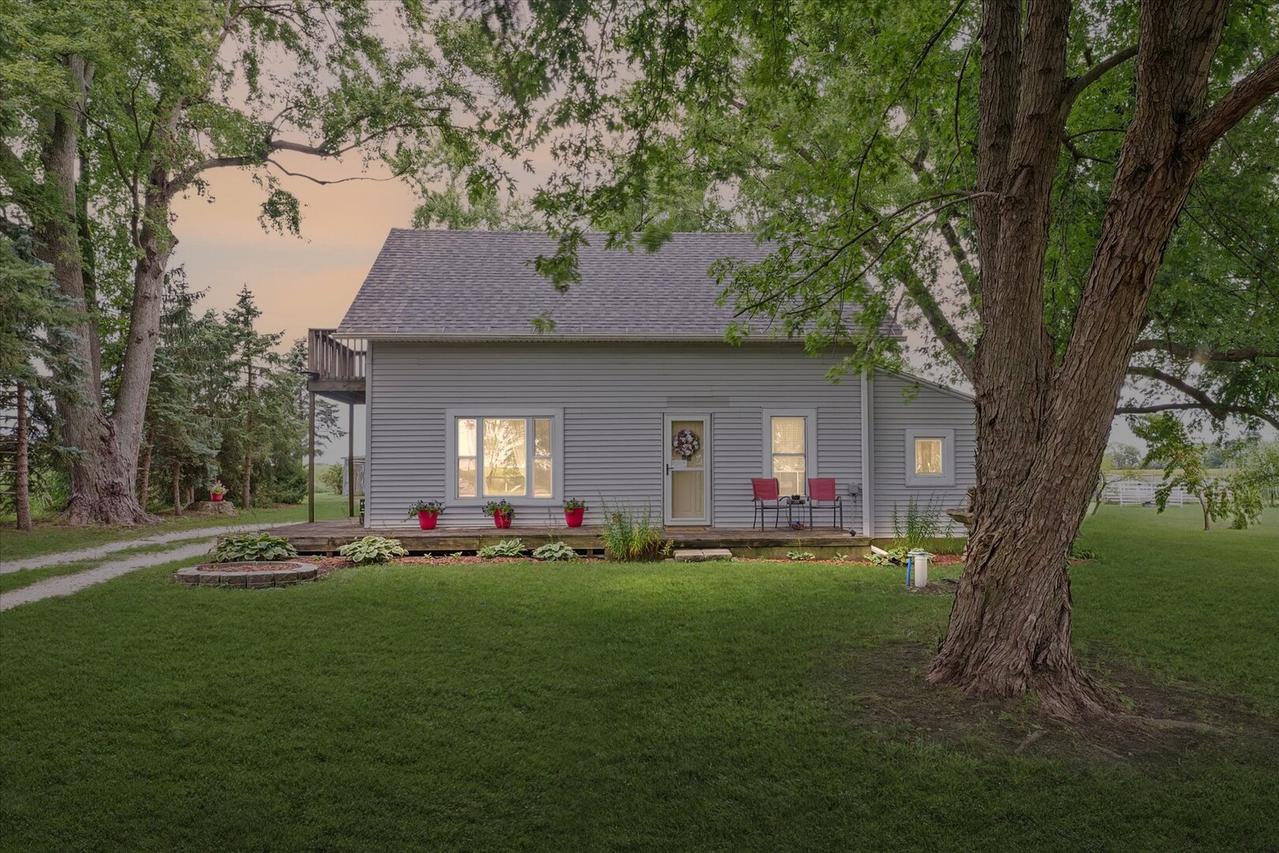 2254 County Road 1000, Sidney, IL 61877