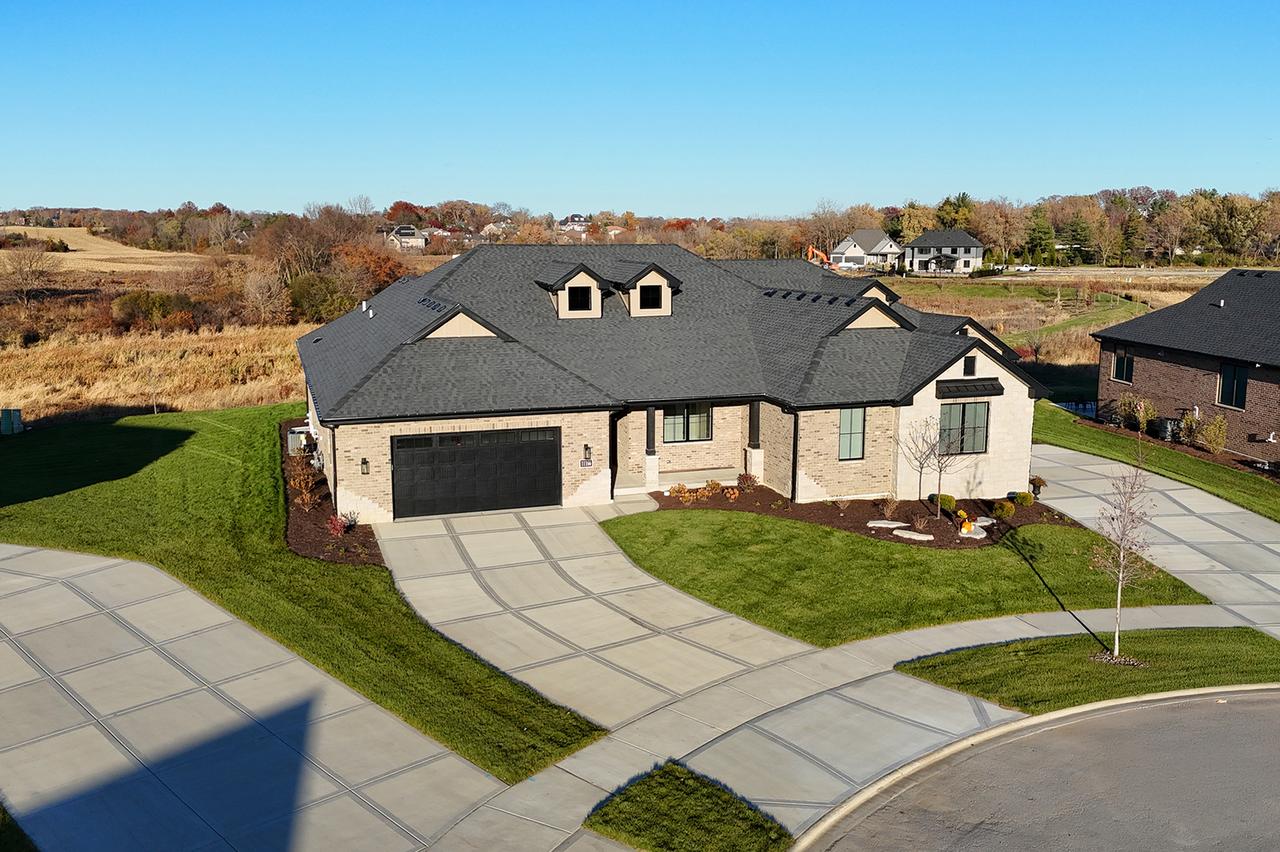 11166 Lizmore Ln. #31A, Orland Park, IL 60467