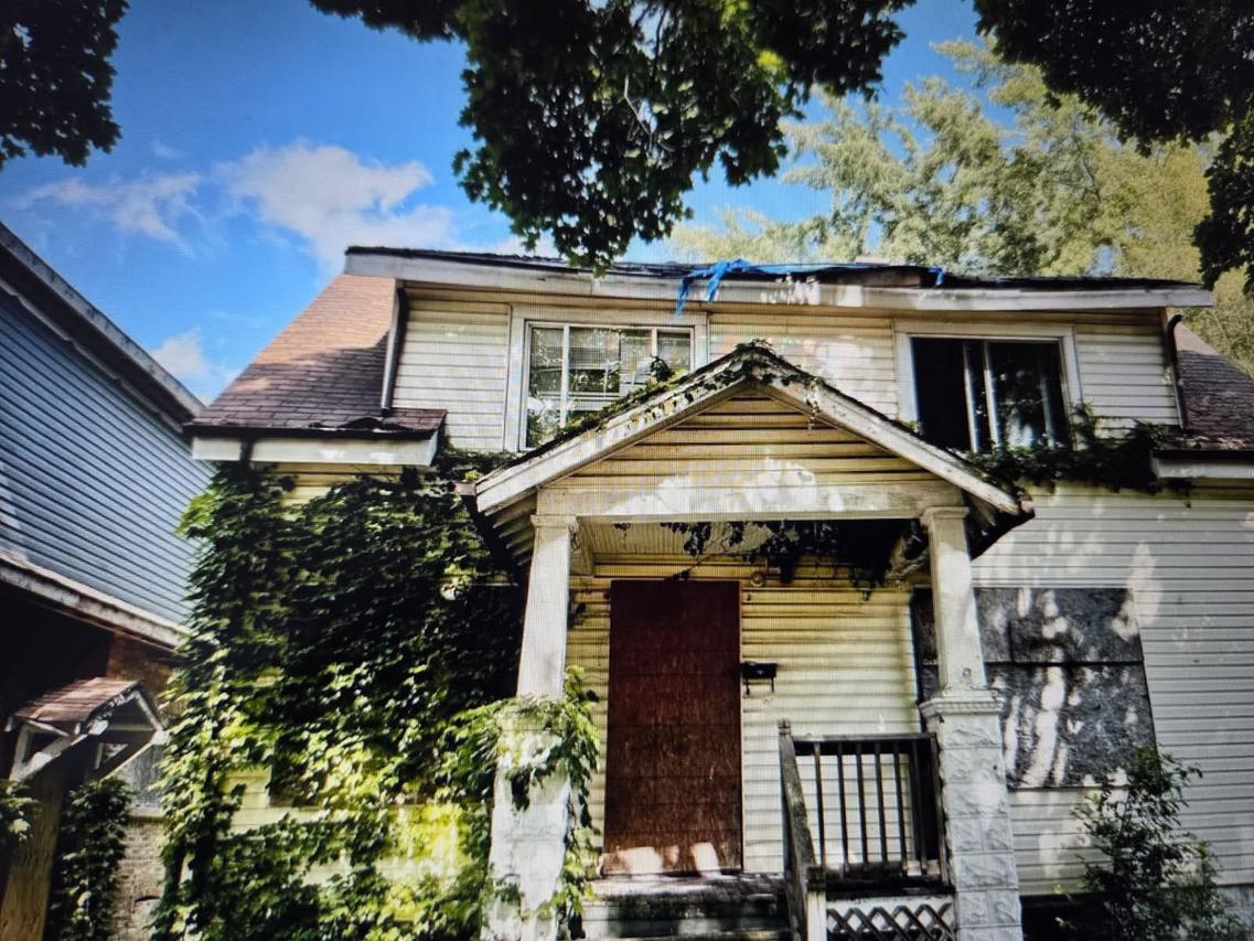 11821 S Harvard Ave., Chicago, IL 60628