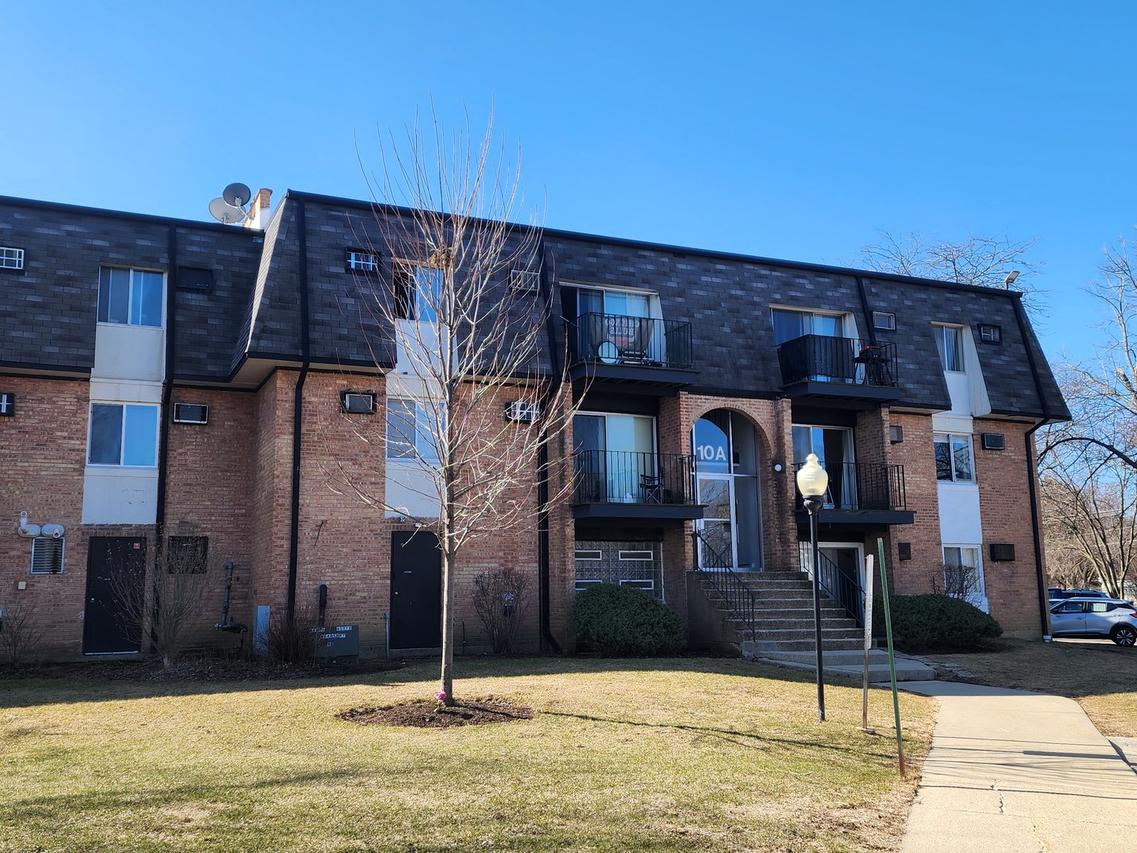 10A E Dundee Quarter Dr. #306, Palatine, IL 60074
