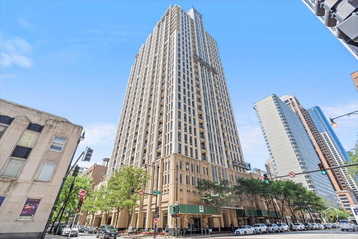 1250 S Michigan Ave. #1007, Chicago, IL 60605
