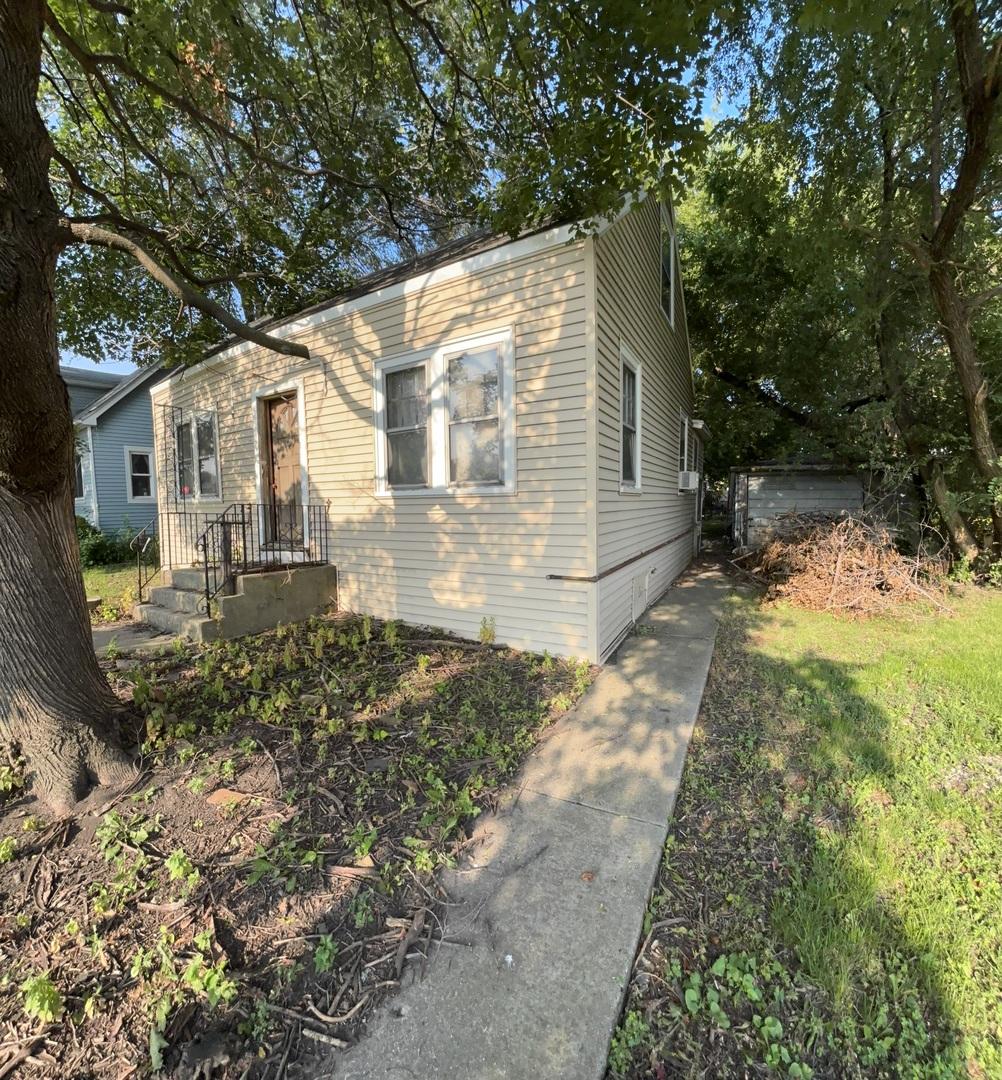 7751 Lawler Ave., Burbank, IL 60459
