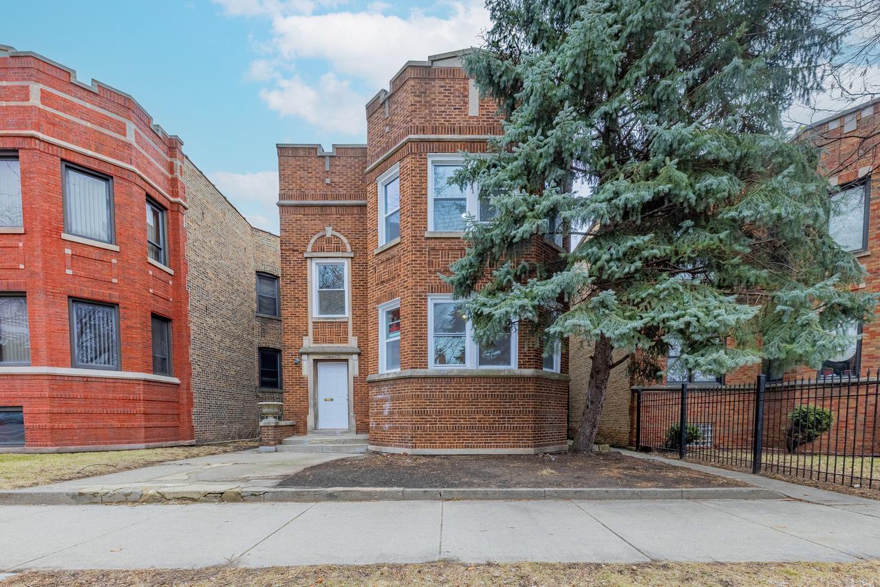 7353 S Martin Luther King Dr., Chicago, IL 60619