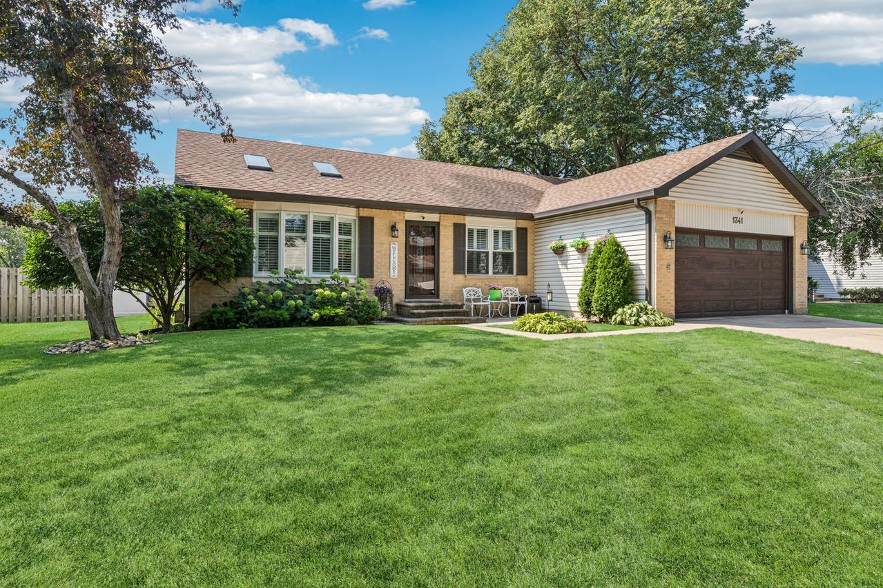 1341 Rose Blvd., Buffalo Grove, IL 60089