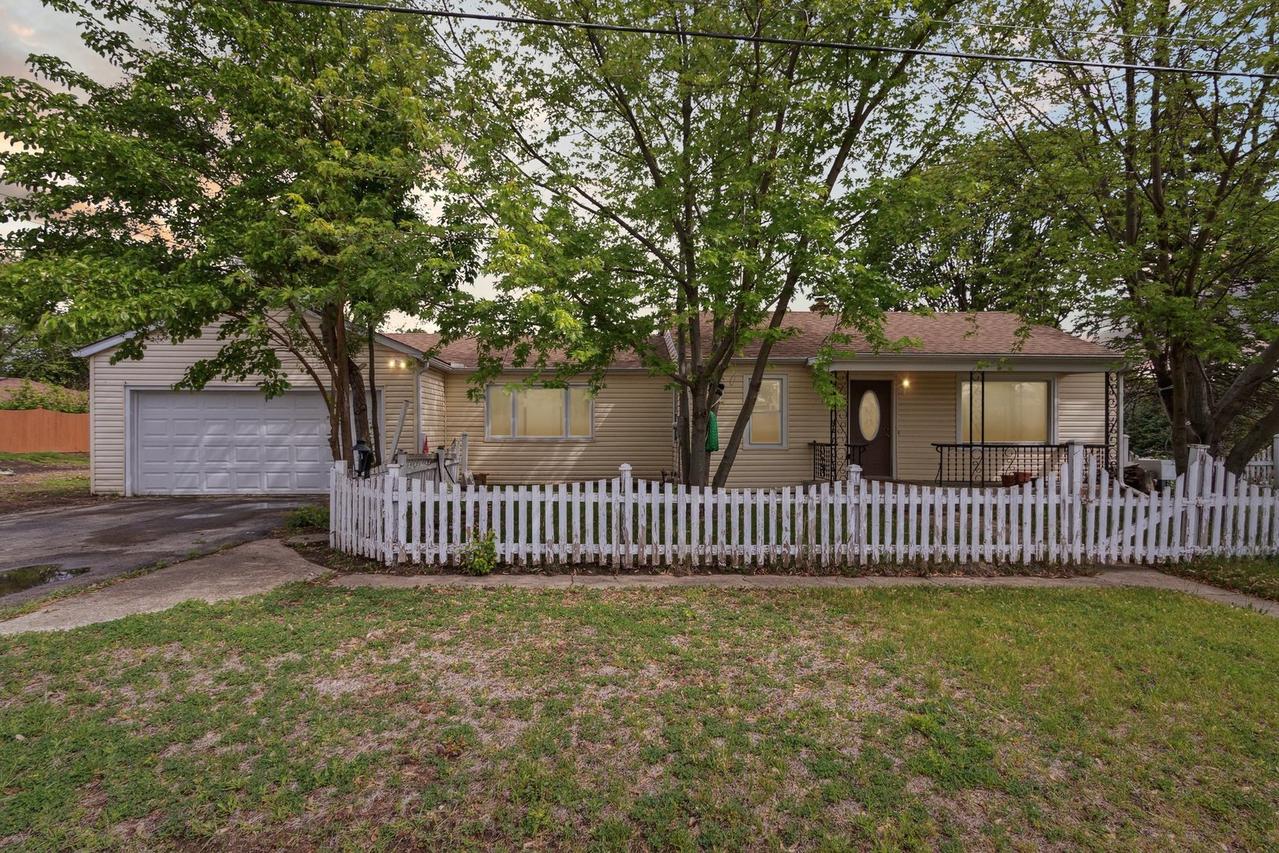 4108 Tonawanda Ave., Rockford, IL 61108