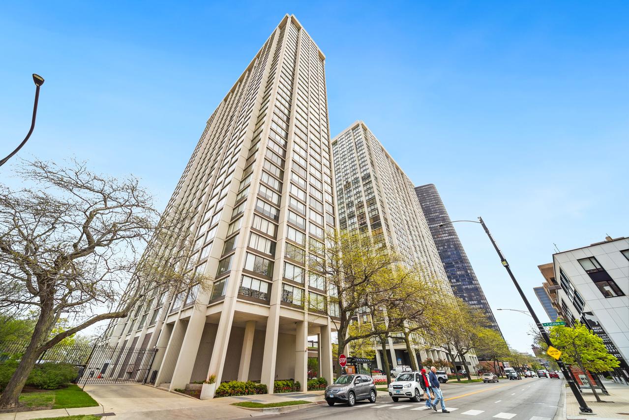 5455 N Sheridan Rd. #3506, Chicago, IL 60640