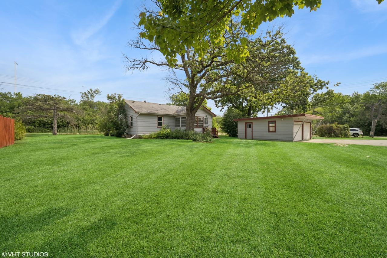 4363 W Kennedy Dr., Gurnee, IL 60031