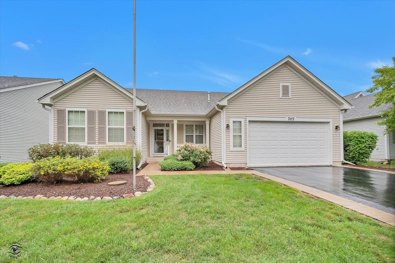 707 Bohannon Cir., Oswego, IL 60543