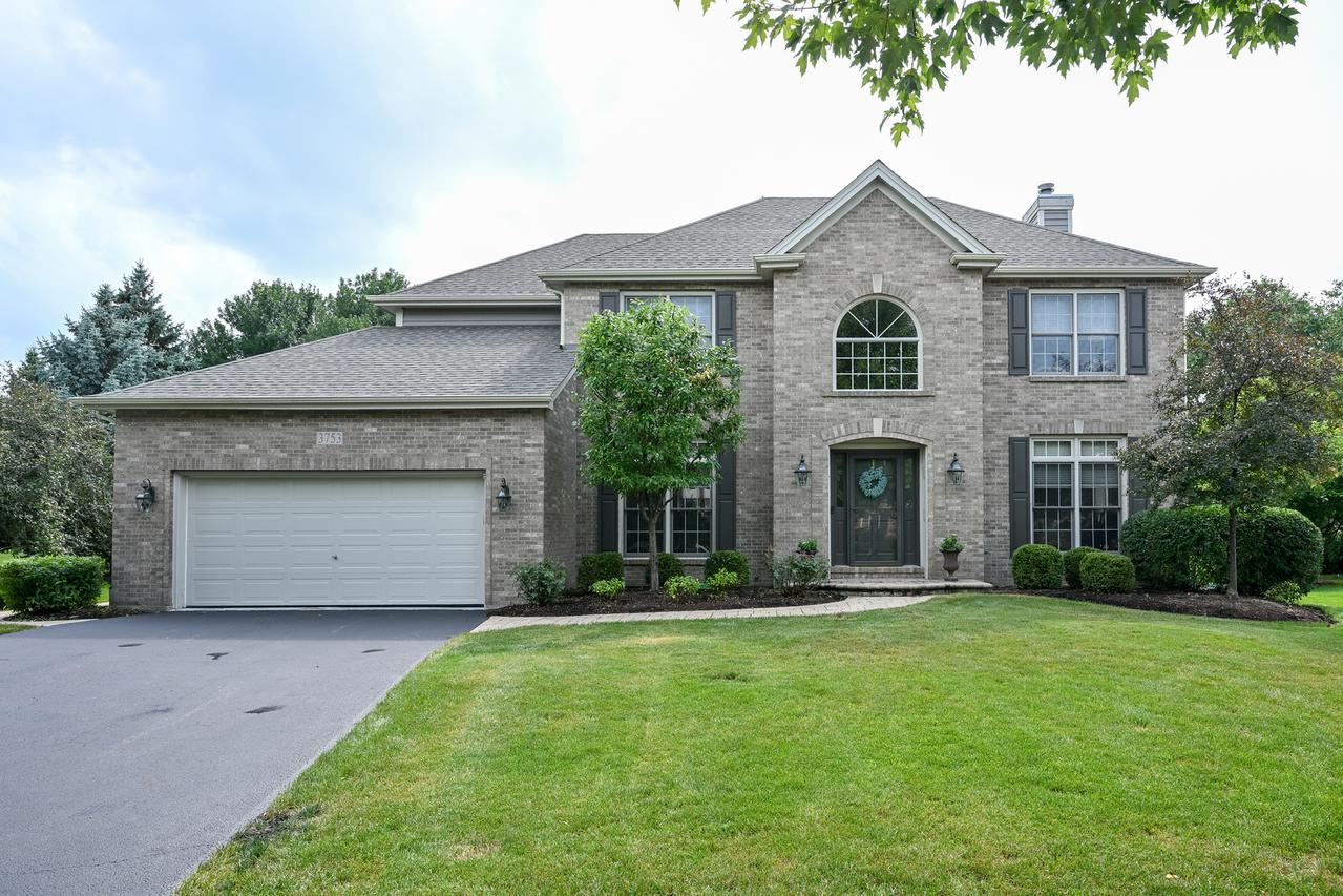3753 Queen Anne Ct., St. Charles, IL 60174