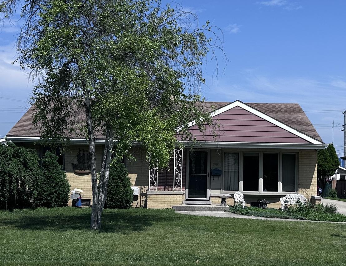 7939 N Neva Ave., Niles, IL 60714