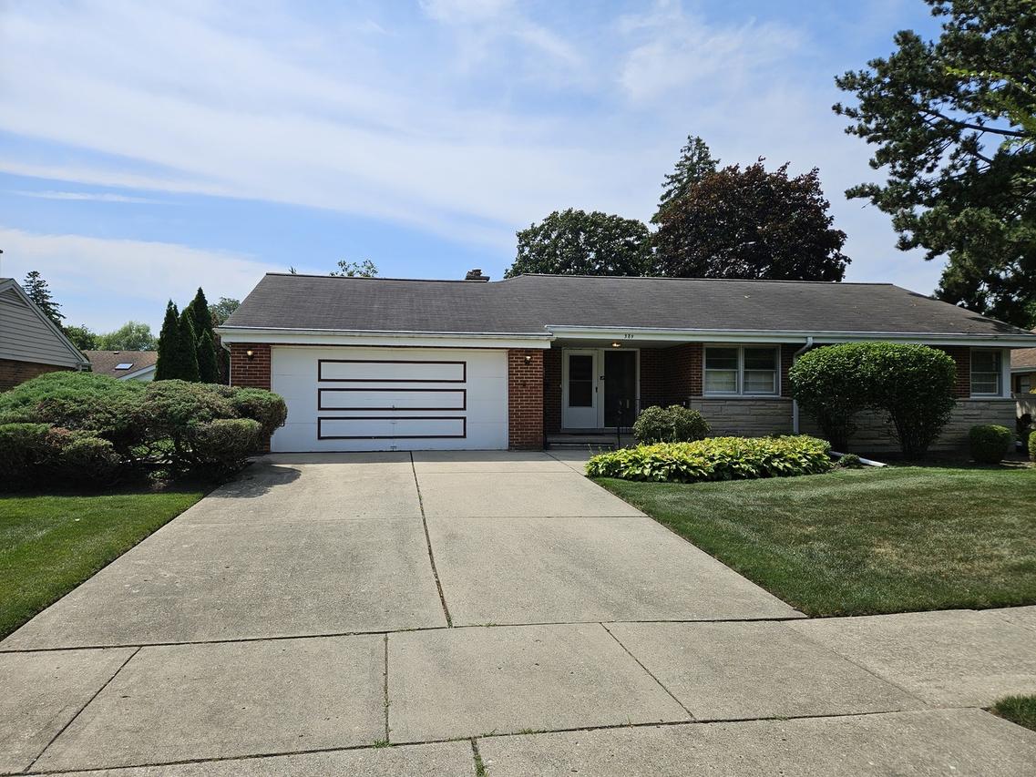 389 Austin Ave., Park Ridge, IL 60068