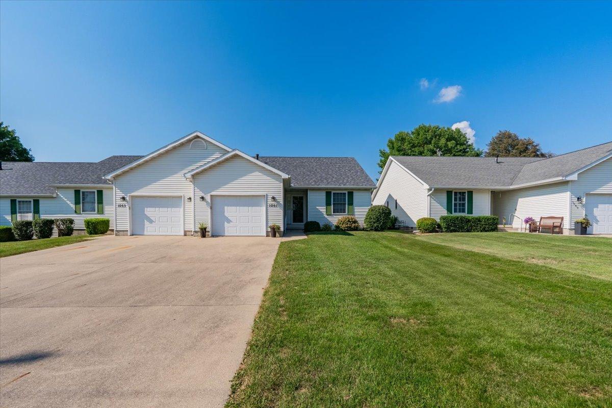 1051 Kleemann Dr., Clinton, IL 61727
