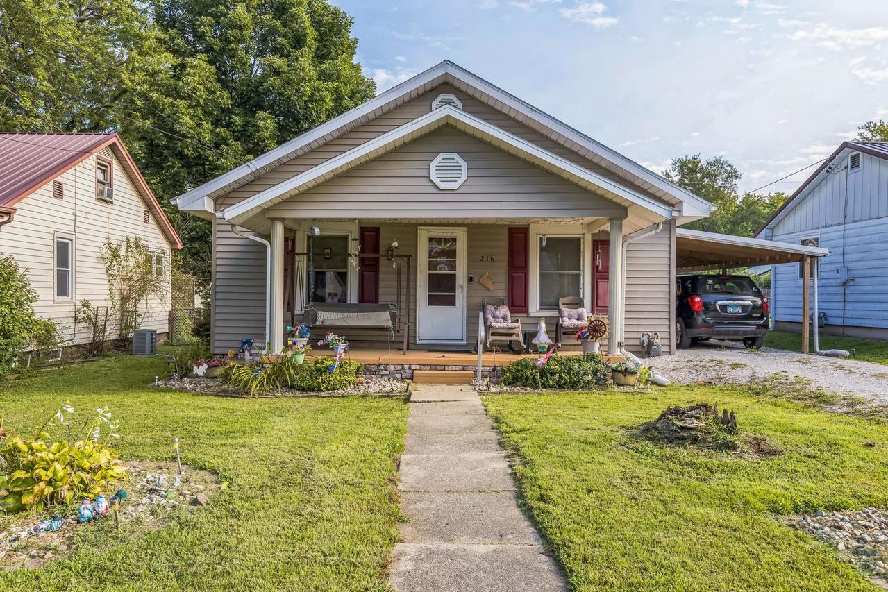 216 E Franklin St., Olney, IL 62450