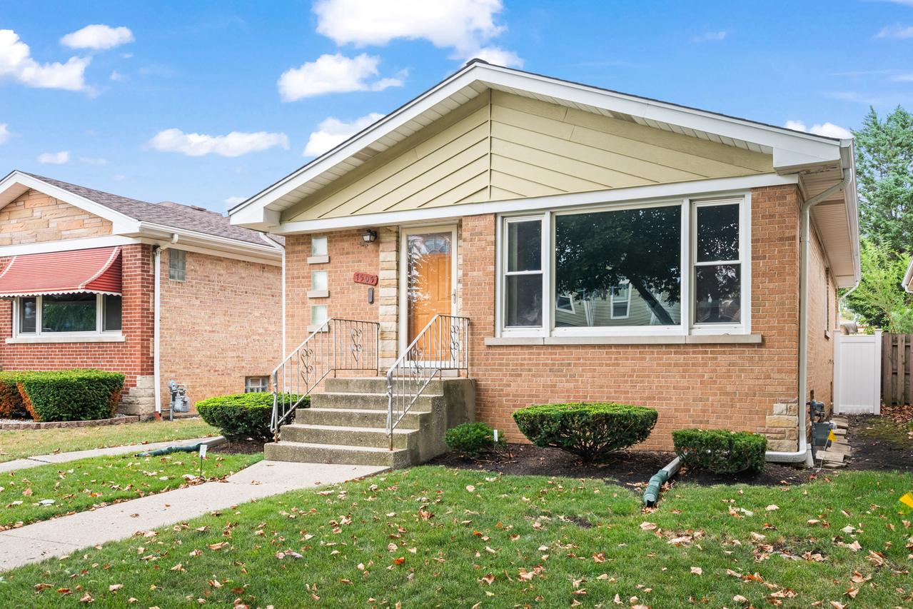 7505 N Oconto Ave., Chicago, IL 60631