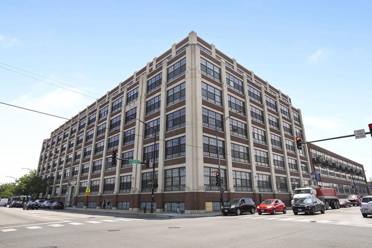 3963 W Belmont Ave. #306, Chicago, IL 60618