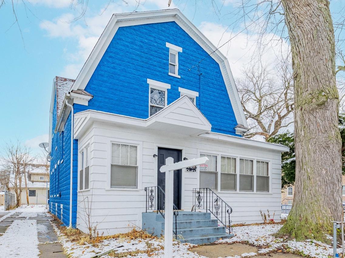 3 W 138th St., Riverdale, IL 60827