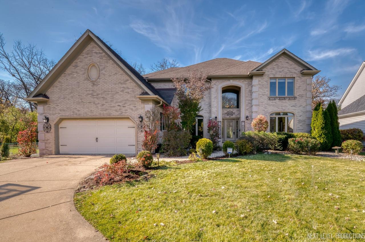 3806 Dillon Ct., Downers Grove, IL 60515